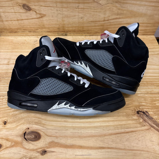 Jordan 5 Retro OG Black Metallic Reimagined Size 12.5M (Lightly Worn)