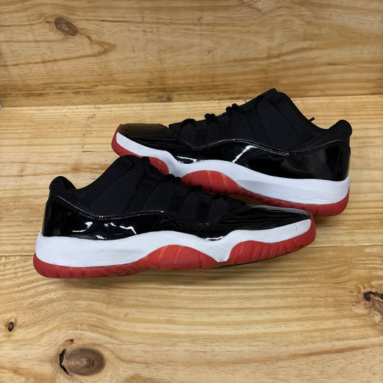 Jordan 11 Retro Low Bred (2025) Size 9M (Pre-Owned)
