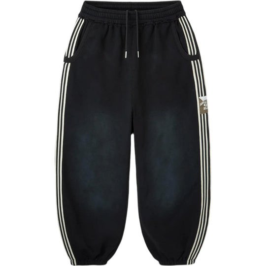 GV Gallery Raspberry Hills Lil Leon Scrunch Sweatpants Black