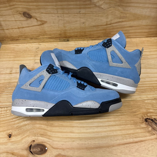 Jordan 4 Retro University Blue Size 10.5M (Lightly Worn)