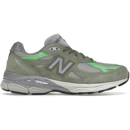 New Balance 990v3 MiUSA Patta Keep Your Family Close