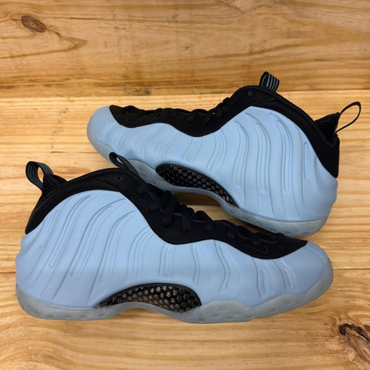 Nike Air Foamposite One Psychic Blue Size 10M (Lightly Worn)