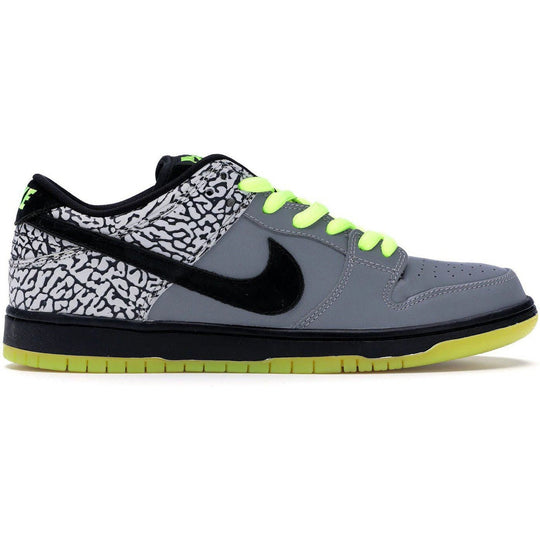 Nike SB Dunk Low DJ Clark Kent x Primitive 112