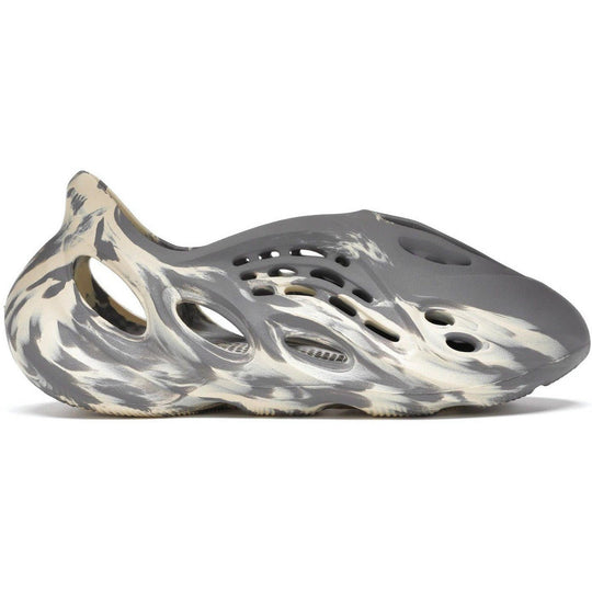 adidas Yeezy Foam RNNR MXT Moon Gray